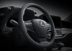 Lexus LS500h AWD 2020 года (WW)